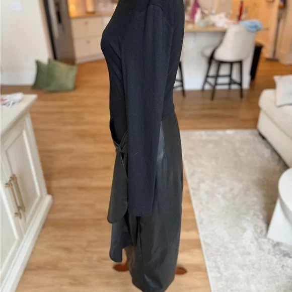 Commense Black Long Sleeve Dress - Picture 6 of 8
